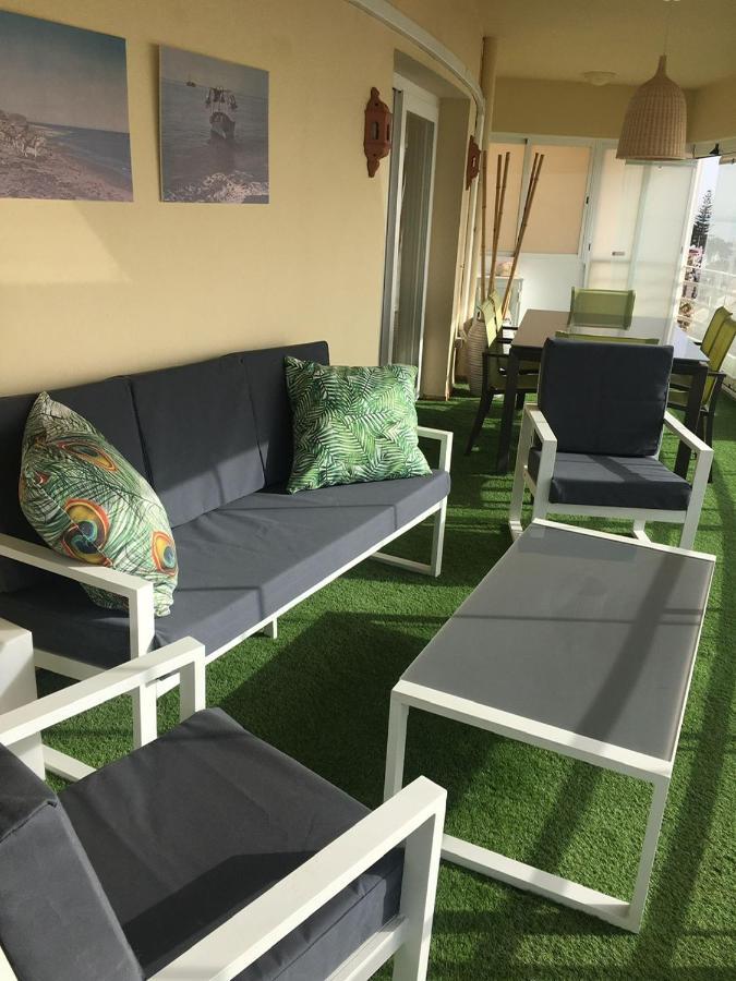 Apartamento En Primera Linea/Beachfront Apartment フエンヒロラ エクステリア 写真