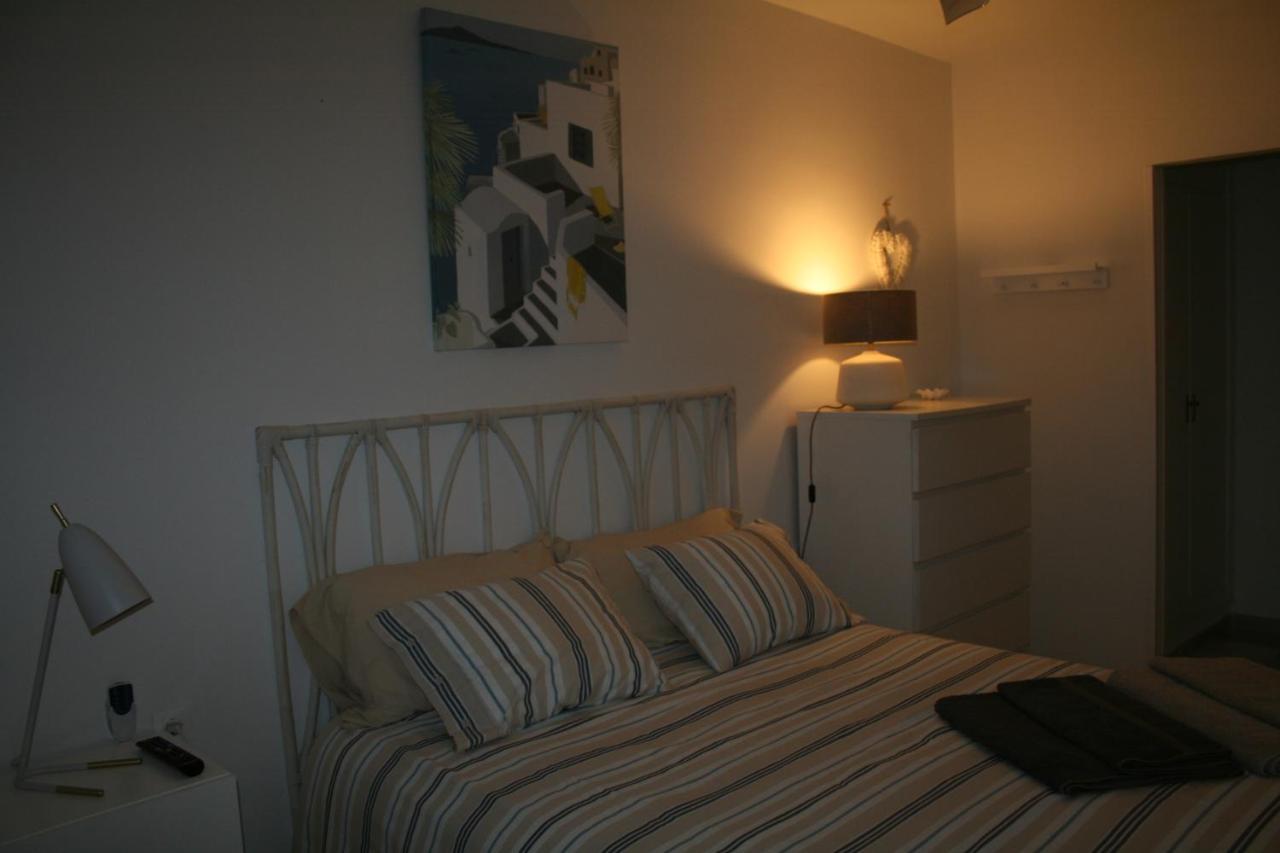 Apartamento En Primera Linea/Beachfront Apartment フエンヒロラ エクステリア 写真