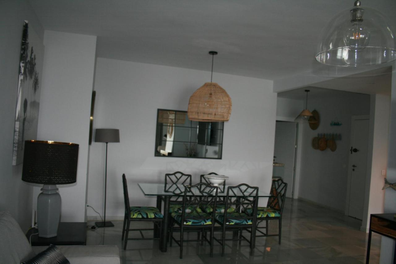 Apartamento En Primera Linea/Beachfront Apartment フエンヒロラ エクステリア 写真