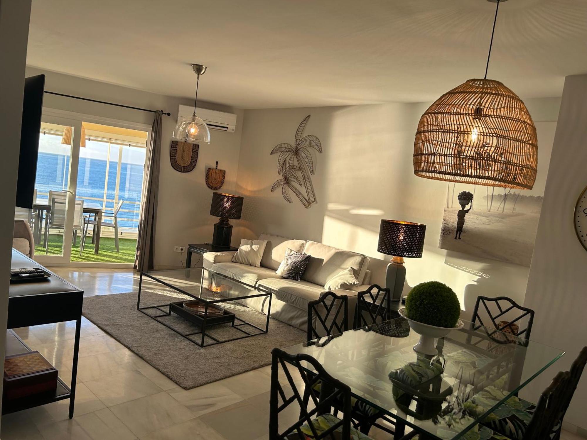 Apartamento En Primera Linea/Beachfront Apartment フエンヒロラ エクステリア 写真