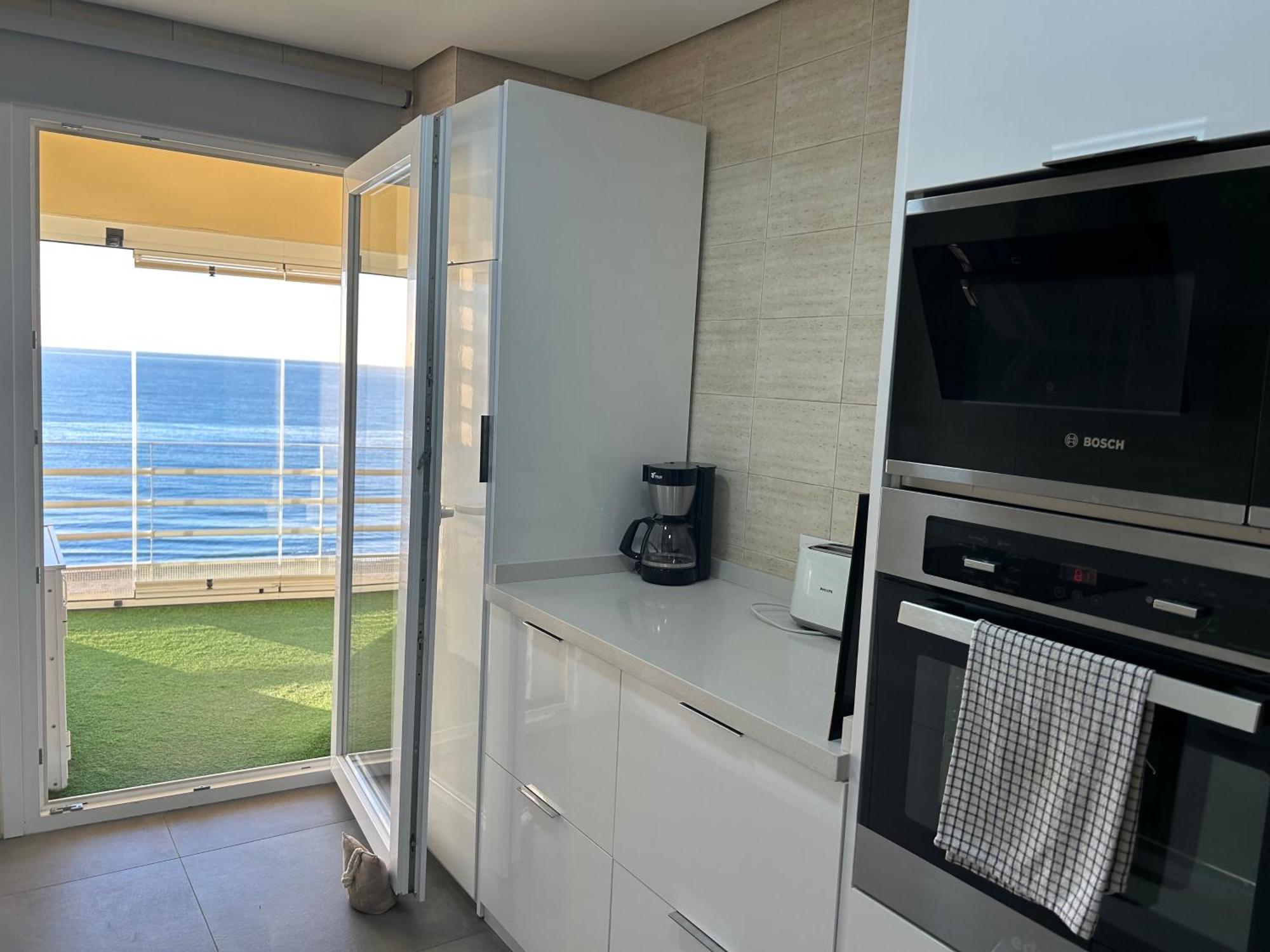 Apartamento En Primera Linea/Beachfront Apartment フエンヒロラ エクステリア 写真